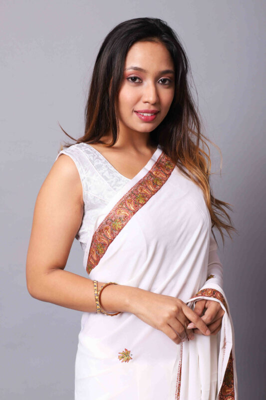 Szn4 Saree S/c M.dour Szn - Image 1